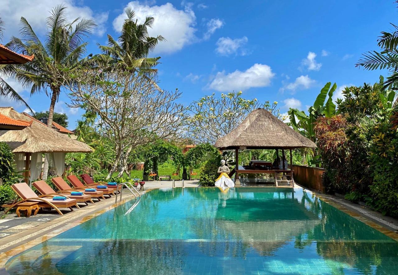 Gayatri Hotel Убуд Екстериор снимка